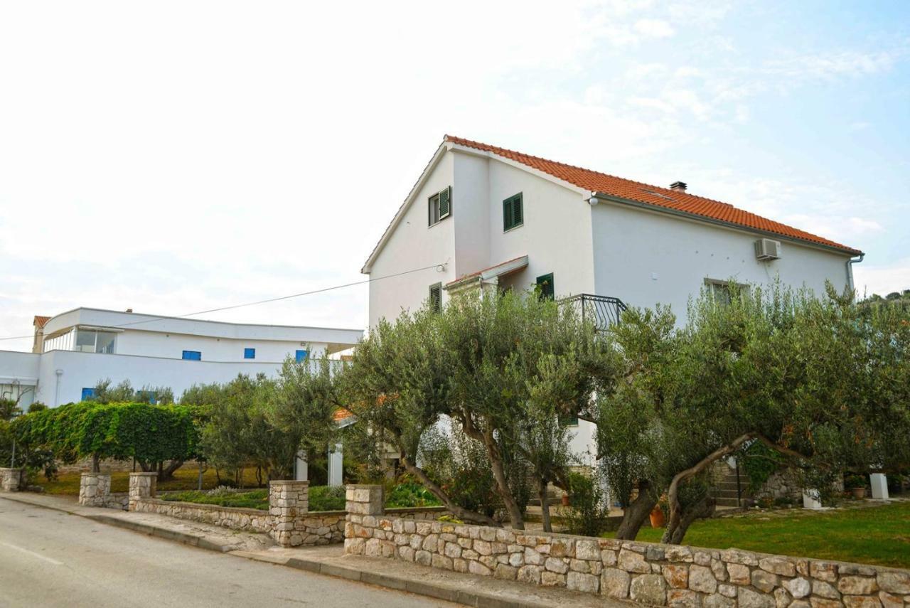 Apartment Kristina Murter Exterior foto